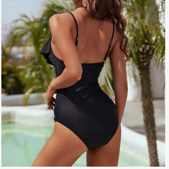 Blooming Jelly Swimsuit One Piece Black Tummy Control Modest Flattering Medium - Picture 6 of 7